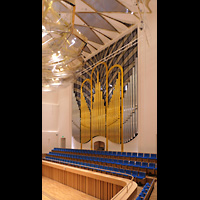 Chengdu, Urban Concert Hall, Orgel seitlich von rechts