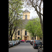 Berlin, Luisenkirche, Ansicht von Schustehrusstrae auf den Gierkeplatz mit Luisenkirche