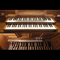 Berlin, Luisenkirche, Spieltisch der Chororgel