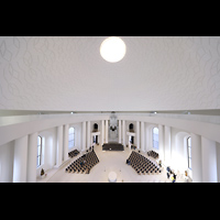 Berlin, St. Hedwigs-Kathedrale, Blick vom Kuppelumgang in die Kathedrale in Richtung Orgel
