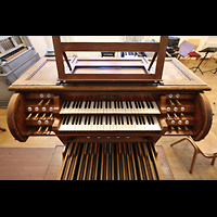 Berlin, Universitt der Knste (UDK), Spieltisch der Dinse-Orgel