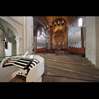 Braunschweig, Dom St. Blasii, Zentralspieltisch seitlich zur Chororgel gestellt