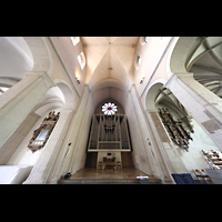 Braunschweig, Dom St. Blasii, Westwand mit Schuke-Orgel und Epitaphen in den Seitenschiffen