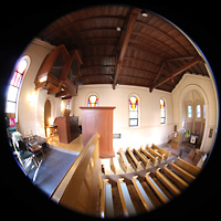 Glienicke / Nordbahn, Dorfkirche, Seitklicher Blick von der Orgelempore in die Kirche und auf die Orgel
