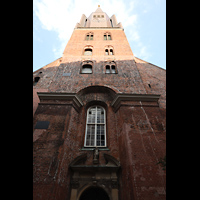 Hamburg, Hauptkirche St. Jacobi, Westfassade und 124,5 m hoher Turm