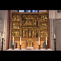 Hamburg, Hauptkirche St. Jacobi, Trinitatis-Altar der Bttcher von ca. 1518 - aus Eichenholz geschnitzt und bemalt