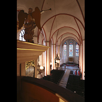 Hamburg, Hauptkirche St. Jacobi, Blick am Rckpositiv vorbei ber die Brstung in die Kirche