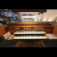 Hamburg, Hauptkirche St. Petri, Spieltisch der Chororgel