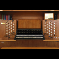 Hamburg, Hauptkirche St. Petri, Spieltisch