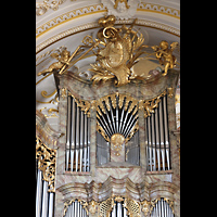 Kempten, Basilika St. Lorenz, Figurenschmuck und oberer Prospektteil der Marienorgel