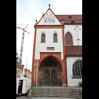 Landsberg am Lech, Stadtpfarrkirche Mari Himmelfahrt, Hauptportal an der Sdseite