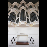 Leer, Groe Kirche, Oergel mit Spieltisch