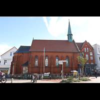Norderney, St. Ludgerus, Ansicht von Norden von der Bismarckstrae