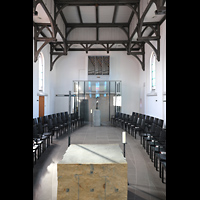 Norderney, St. Ludgerus, Blick ber den Altar zur Orgel