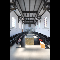 Norderney, St. Ludgerus, Innenraum in Richtung Orgel
