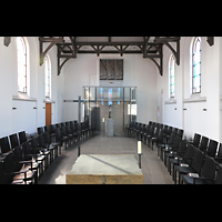 Norderney, St. Ludgerus, Innenraum in Richtung Orgel