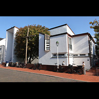 Norderney, Kath. Kirche Stella Maris, Fassade an der Goebenstrae