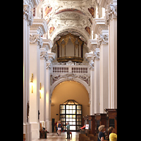 2025 noch leeres Gehäuse der Evangelienorgel im nördlichen Seitenschiff Passau, Dom St. Stephan, 2025 noch leeres Gehäuse der Evangelienorgel im nördlichen Seitenschiff