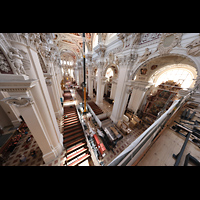 Blick von der Orgelempore auf die Orgel-Baustelle Passau, Dom St. Stephan, Blick von der Orgelempore auf die Orgel-Baustelle