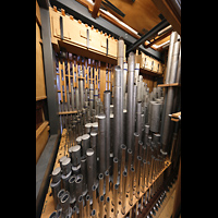 Rheine, St. Dionysius, Pfeifen im Positiv