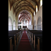 Strausberg, St. Marien, Hauptschiff in Richtung Chor