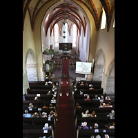 Strausberg, St. Marien, Blick om Spieltisch in die Kirche