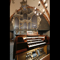Strausberg, St. Marien, Orgel mit Spieltisch
