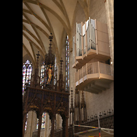 Ulm, Mnster, Blick ber den Baldachin in der Vierung zur Chororgel