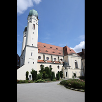 Vilshofen, Benediktinerabtei St. Trinitatis, Seitenansicht von Sdwesten