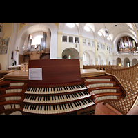 Vilshofen, Benediktinerabtei St. Trinitatis, Blick vom Zentralspieltisch auf Hauptorgel und Evangelienorgel