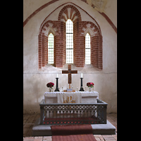 Zettemin, Dorfkirche, Altar
