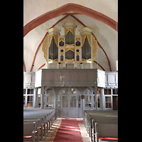 Zettemin, Dorfkirche, Innenraum in Richtung Orgel