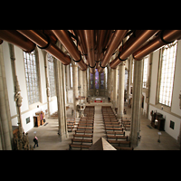 Blick von den Spanischen Trompeten in die Kirche