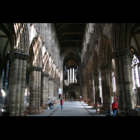 Glasgow, St. Mungo Cathedral, Innenraum / Hauptschiff in Richtung Chor