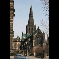 Glasgow, St. Mungo Cathedral, Blick von der Cathedral Street auf die Kathedrale