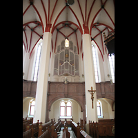 Bach-Orgel im Seitenschiff