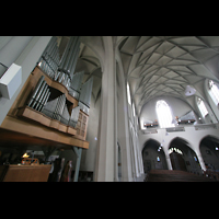 Köln (Cologne), St. Paul, Orgel mit Blick zur Rückwand