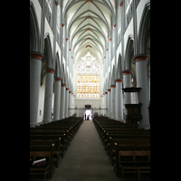 Odenthal, Dom, Innenraum / Hauptschiff in Richtung Westfenster
