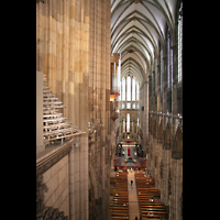 Blick vom Domumgang auf die Hochdrucktuben und die Langhausorgel