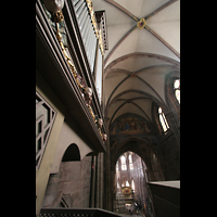 Freiburg, Münster Unserer Lieben Frau, Blick vom Spieltisch der Langhausorgel zum Chor