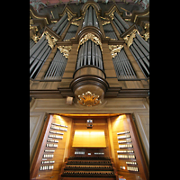 Sankt Gallen (St. Gallen), Kathedrale, Große Orgel mit Spieltisch