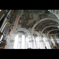 Sankt Gallen (St. Gallen), Kathedrale, Deckengewölbe und Pfeifen der Hauptorgel