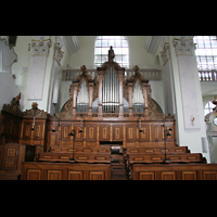 Engelberg, Klosterkirche, Chororgel mit Chorgesthl