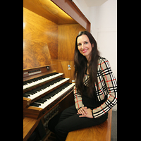 Halle (Saale), Konzerthalle (ehem. Ulrichskirche), Barbara Dennerlein am Spieltisch der groen Orgel