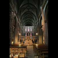 Xanten, Dom St. Viktor, Innenraum / Hauptschiff in Richtung Chor