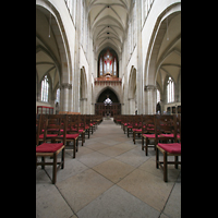 Innenraum / Hauptschiff in Richtung gro�er Orgel