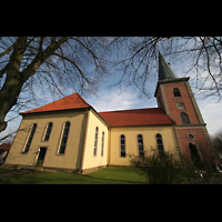 Harpstedt, Christuskirche, Außenansicht von der Seite