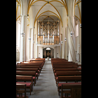 Hauptschiff und Eule-Orgel