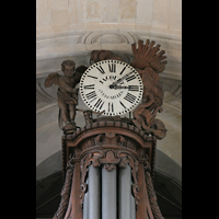 Versailles, Cathédrale Saint-Louis, Uhr auf dem Pedalturm