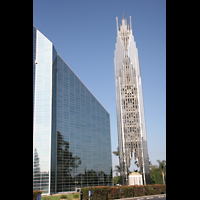 Garden Grove, Christ Cathedral ('Crystal Cathedral'), Auenansicht mit Turm